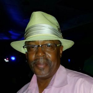 Meet your Posher, Christopher